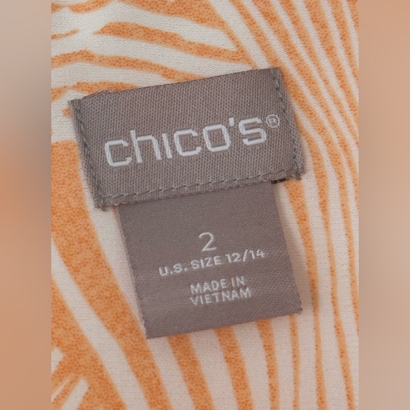 CHICOS Ruffled lapel Top Size 2 - Picture 3 of 4